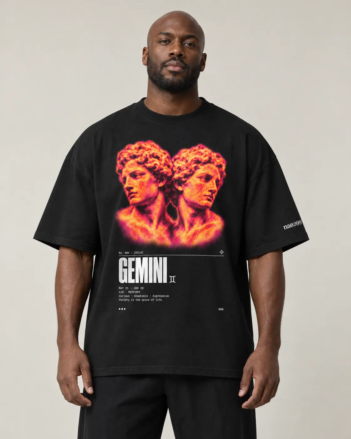 Gemini, t-shirt noir, porte